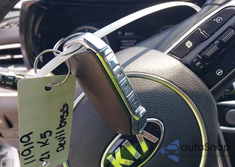 2021 Kia K5 Gt-Line из США, поврежденный, VIN 5XXG64J27MG054632